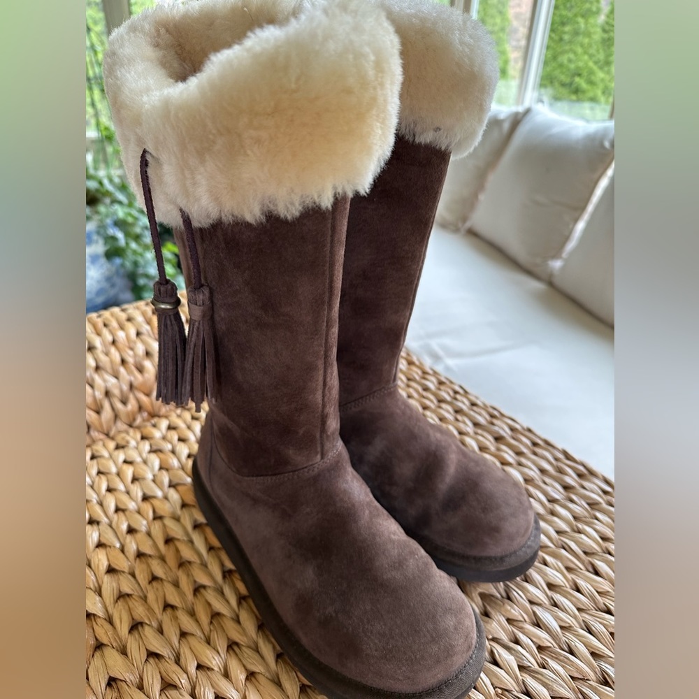 Ugg Australia Women’s Plumdale tall calf boots - Picture 5 of 13